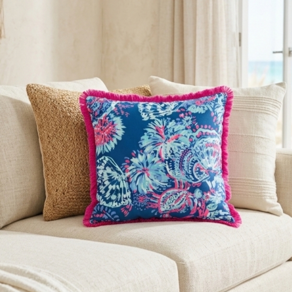 Lilly Pulitzer Gypsea Girl Throw Pillow 18x18 Like New